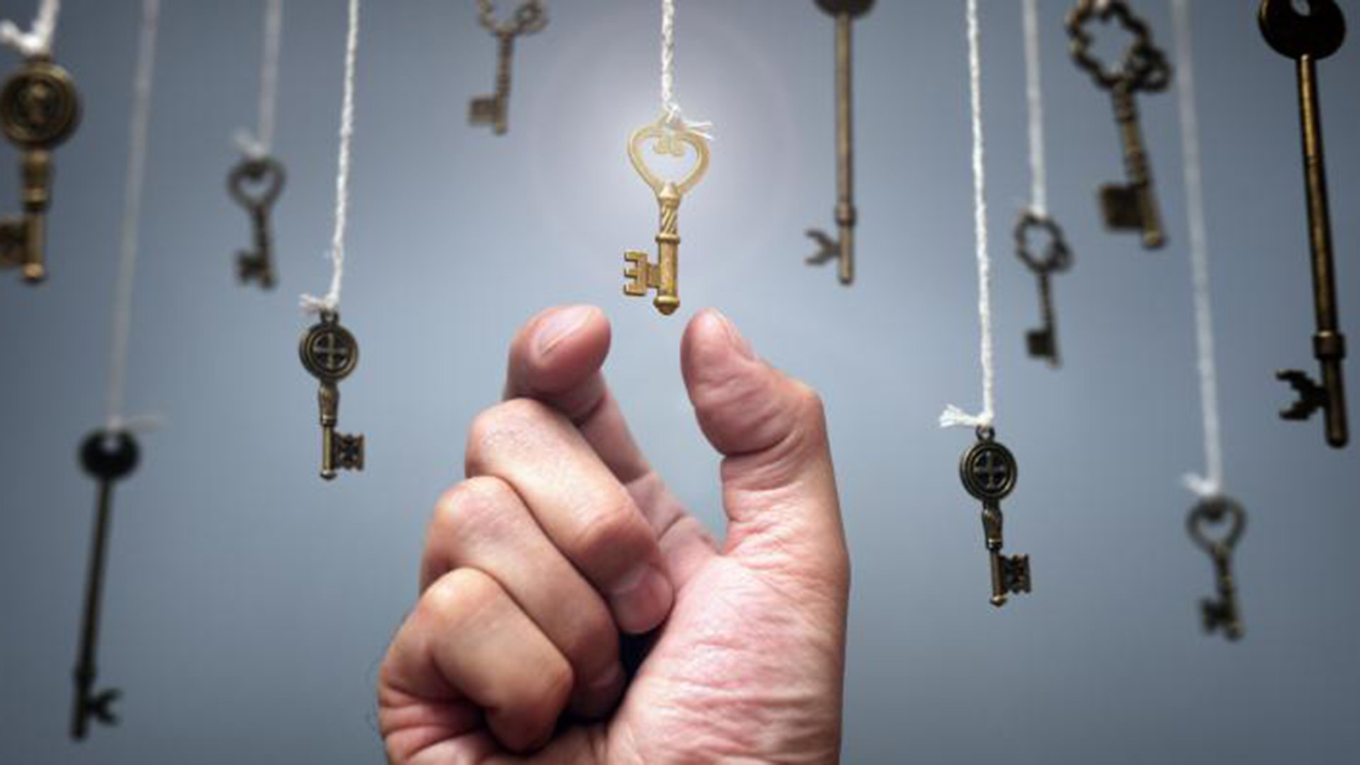 Choosing the key to success from hanging keys The Art of Desicion Making program
